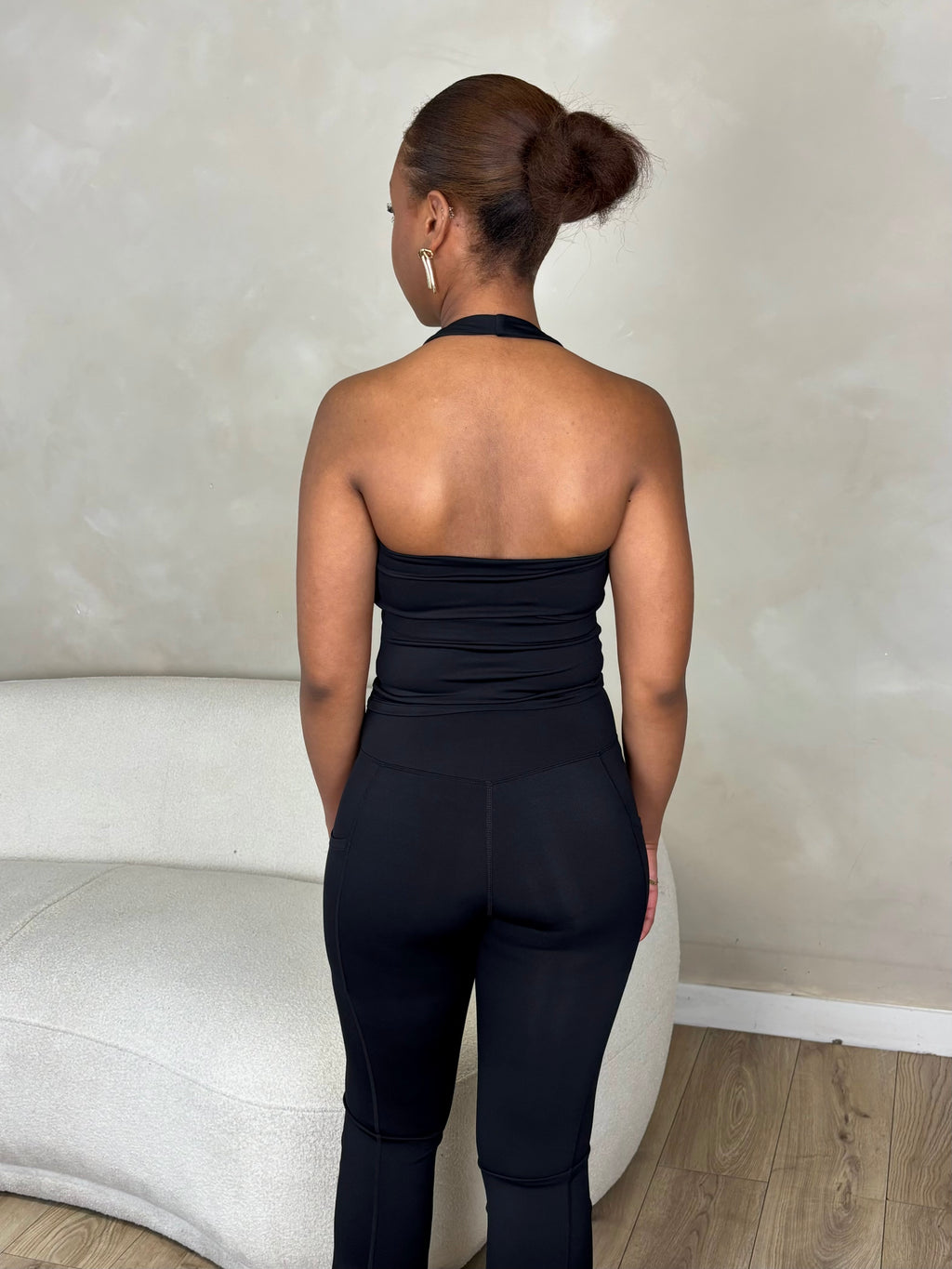 Essential Halter In Black