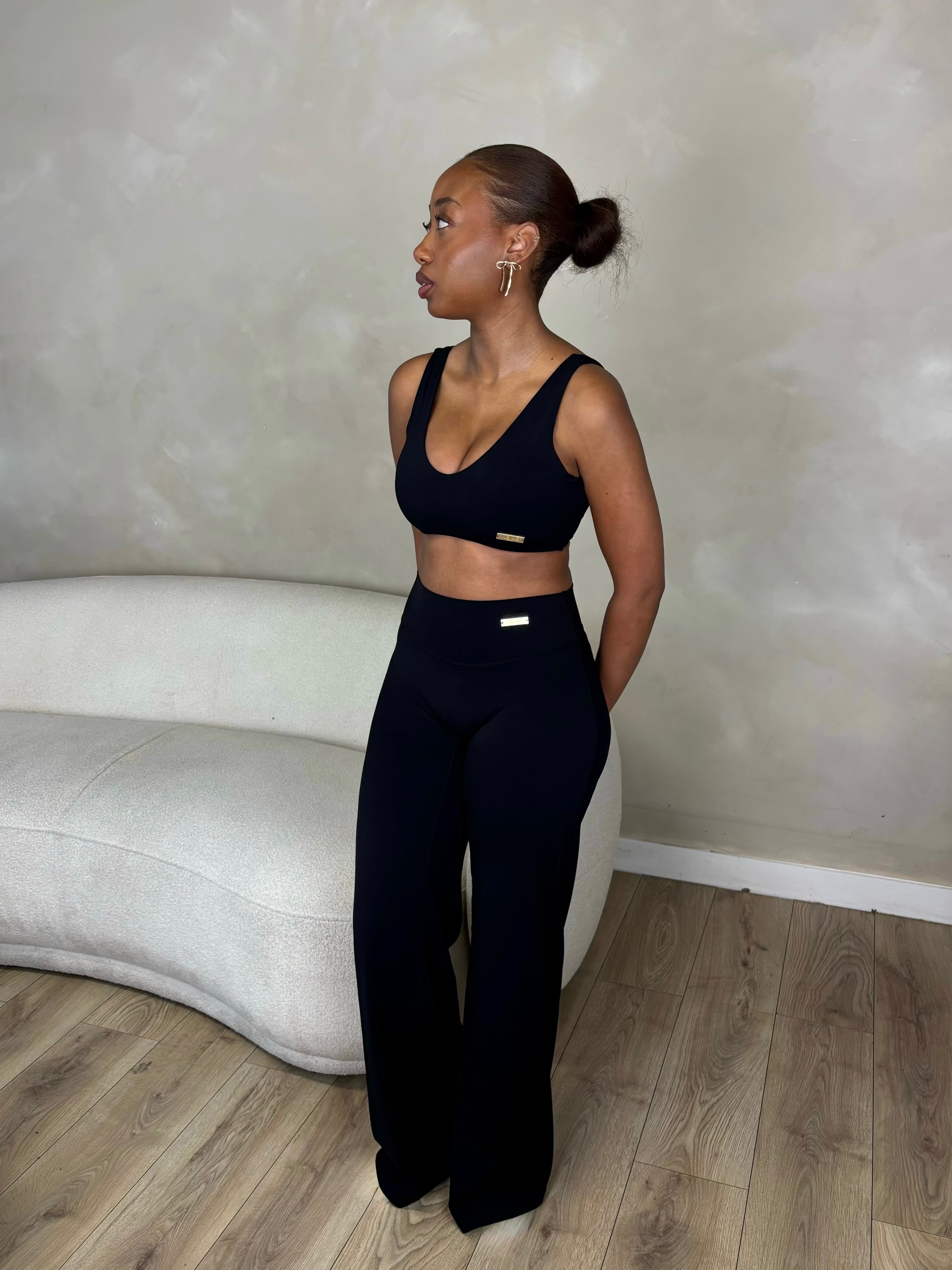 Sculpt Flare In Black