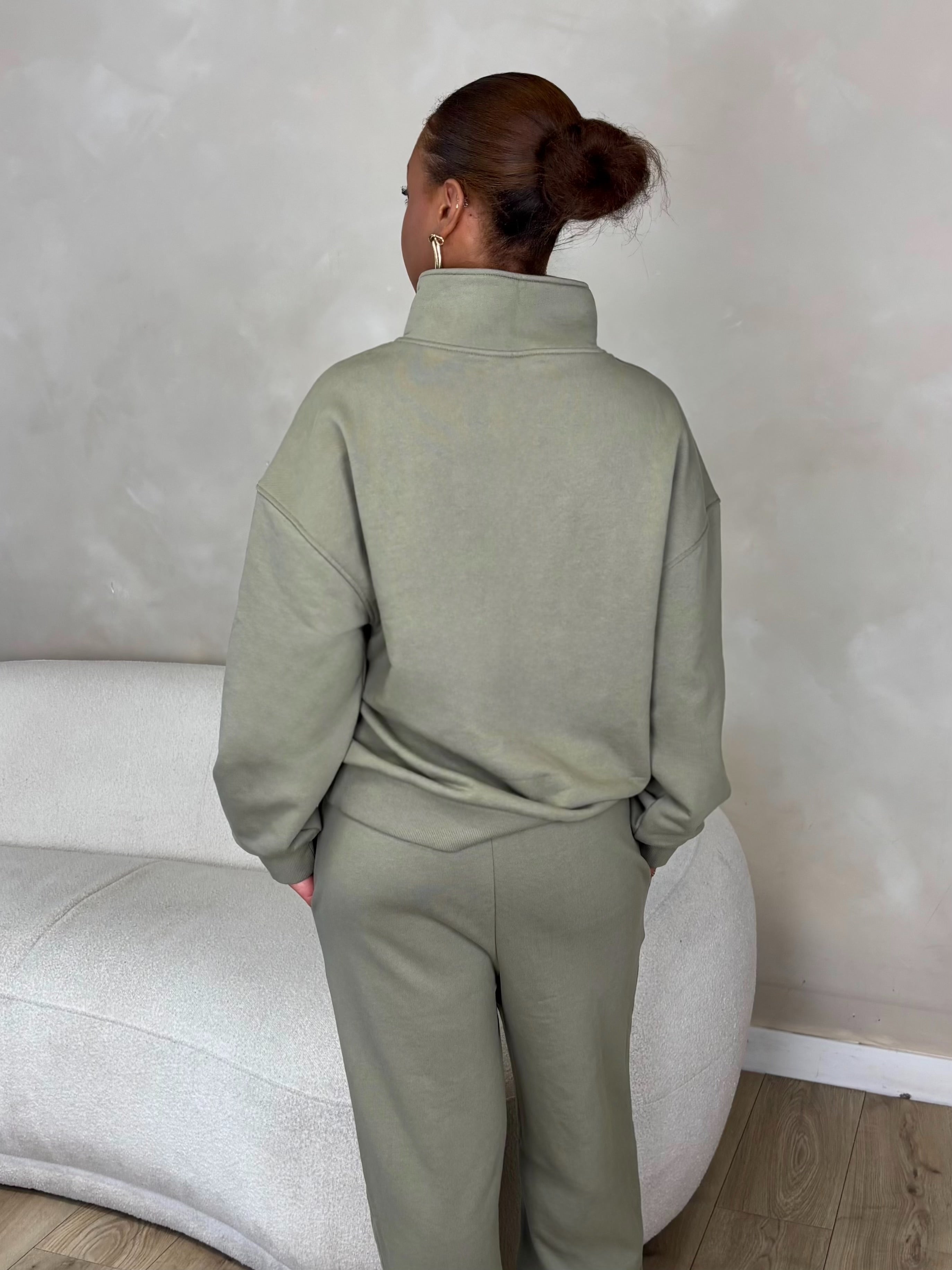Signature Half-Zip In Khaki