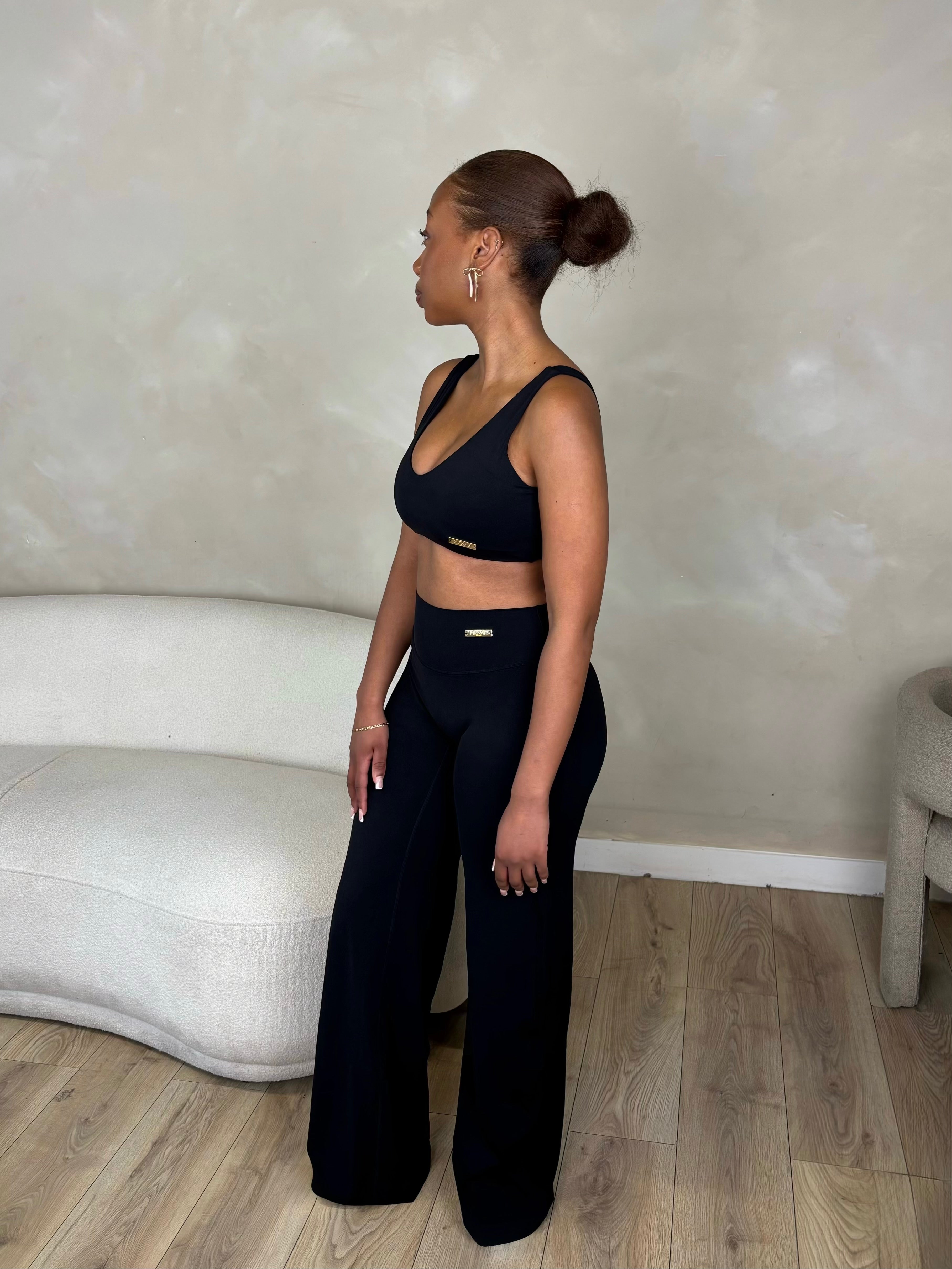 Sculpt Flare In Black
